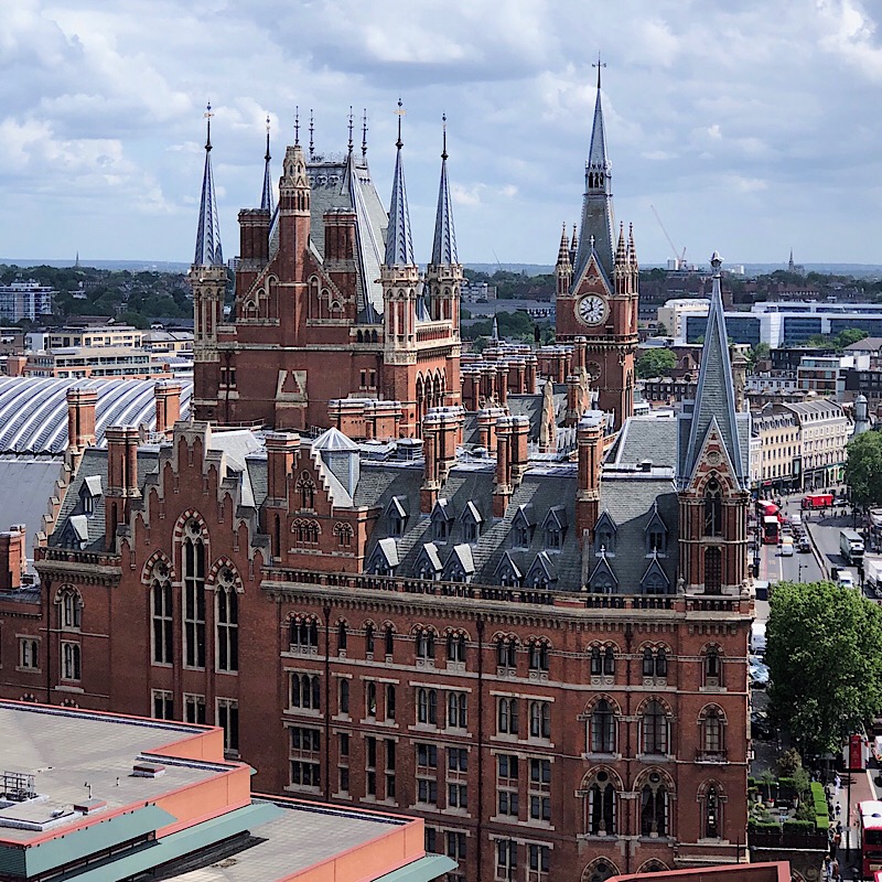 © St Pancras Renaissance Hotel